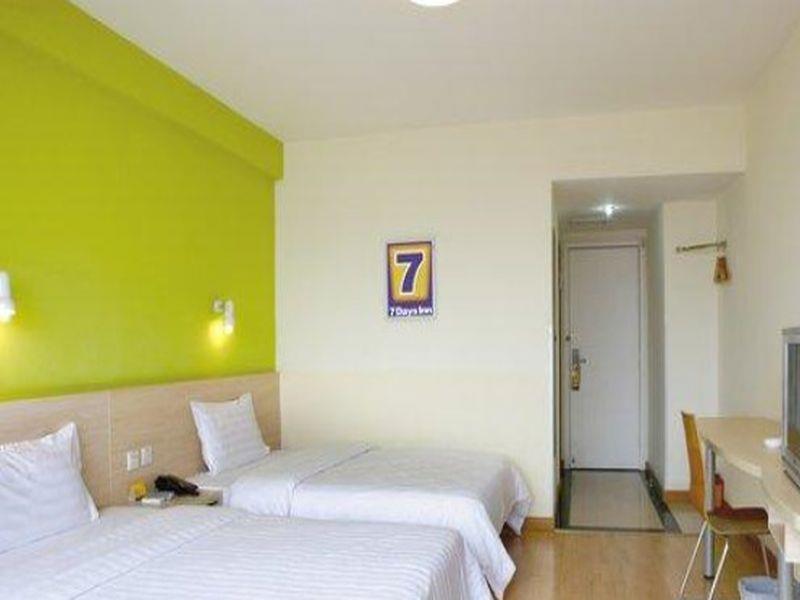 Greentree Inn Zhejiang Jinhua Yiwu International Trade City Changchun Street Shell Hotel Екстер'єр фото